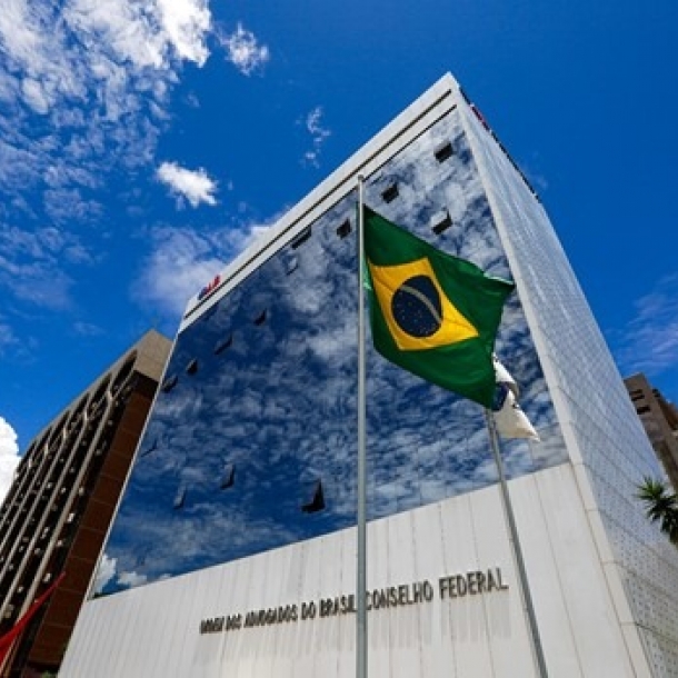 Nota Pública - OAB não aceita a criminalização da advocacia