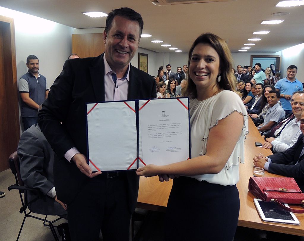 Nara toma posse como secret&aacute;ria de Cidadania e Direitos Humanos. Foto: Divulga&ccedil;&atilde;o. 