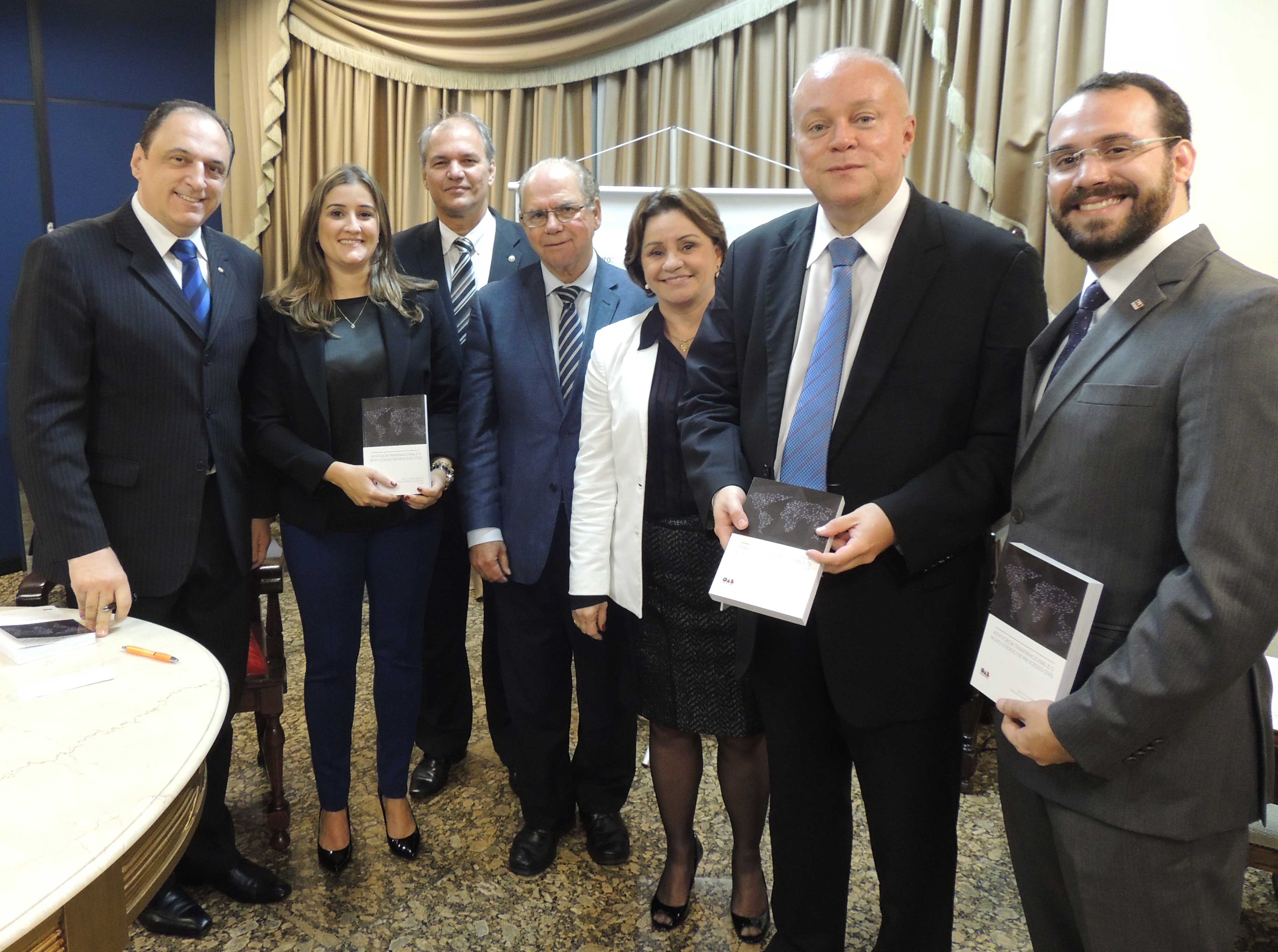 Lan&ccedil;amento recebeu muitos desembargadores. Foto: Divulga&ccedil;&atilde;o.
