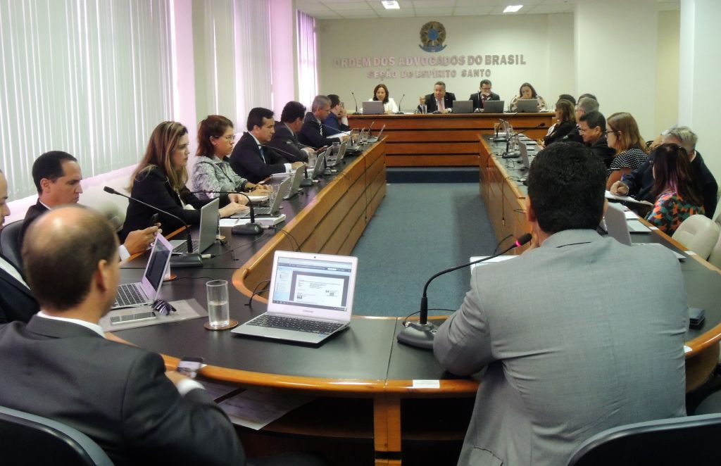 Conselho da OAB-ES se reuniu na tarde desta segunda-feira (26)