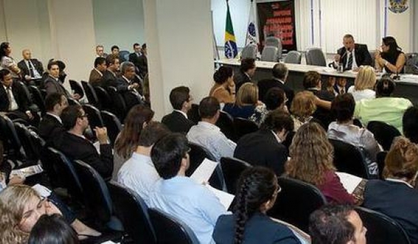 Ingresso dos advogados às unidades prisionais: OAB-ES apresentará proposta de portaria ao Governo do Estado