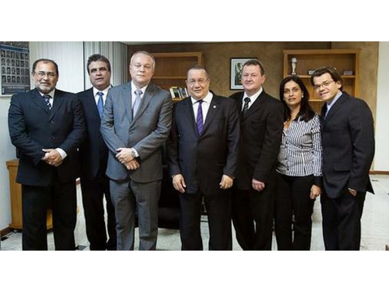 Presidentes da OAB-ES faz avaliação positiva de reunião com presidente eleito do TJES realizada na Seccional nesta segunda