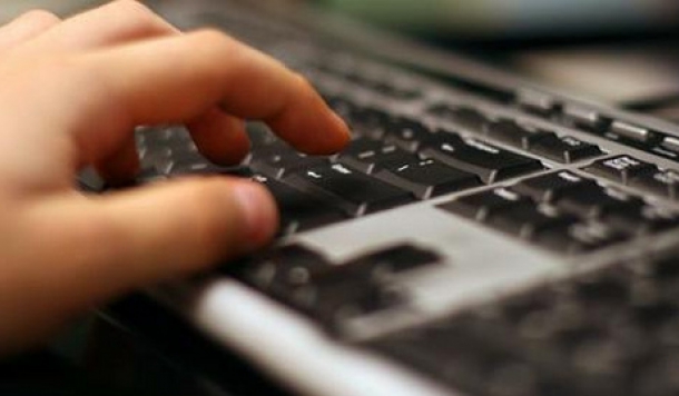 Advogados e estagiários inscritos na OAB-ES têm desconto no curso Advocacia na era digital: modo de fazer