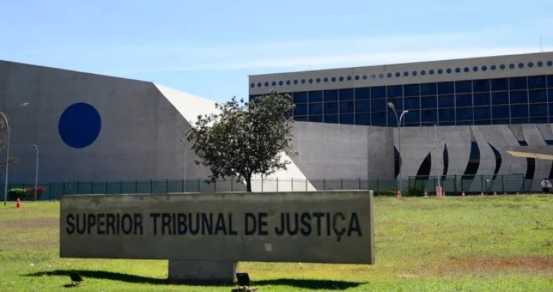 OAB-ES vai ao STJ e garante transferência de mais 8 advogados de presídio comum para cela especial no quartel da PM