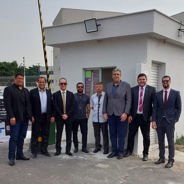 Presidente da OAB-ES inaugura vagas exclusivas para advocacia no estacionamento ao lado do Fórum de Serra