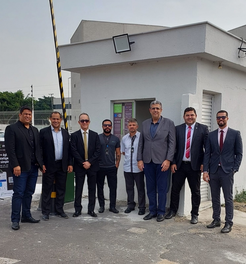 Presidente da OAB-ES inaugura vagas exclusivas para advocacia no estacionamento ao lado do Fórum de Serra