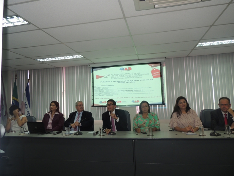 A qualidade do ensino jurídico nos cursos de Direito motivou uma discussão acalorada entre os participantes e a mesa.