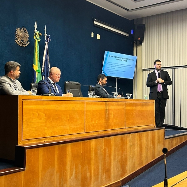 Presidente da Comissão de Direito Desportivo da OAB-ES apresenta palestra na ALES 