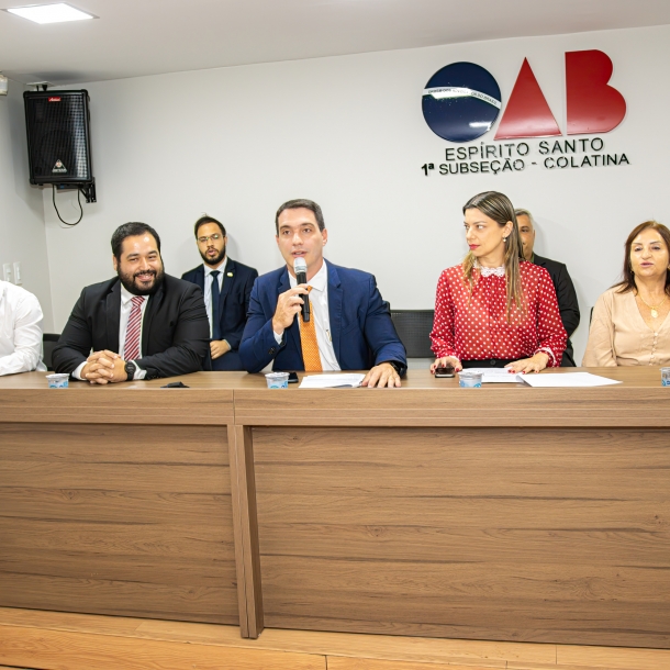 Secretário-geral da OAB-ES participa de cerimônia de entrega de carteiras na 1ª Subseção de Colatina