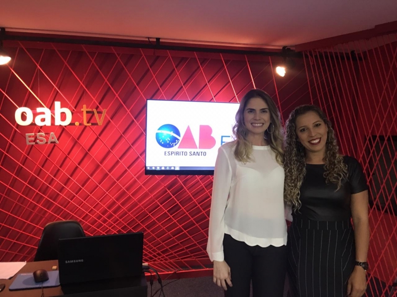 A embriologista Mariana De Nadai e a advogada Kamila Barbosa falaram sobre Gestação por substituição no Papo de Família