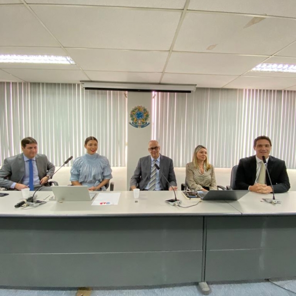 Secretário-geral da OAB-ES e Comissão de Recuperação de Empresas e Falência recebem Juiz Marcos Pereira na Seccional