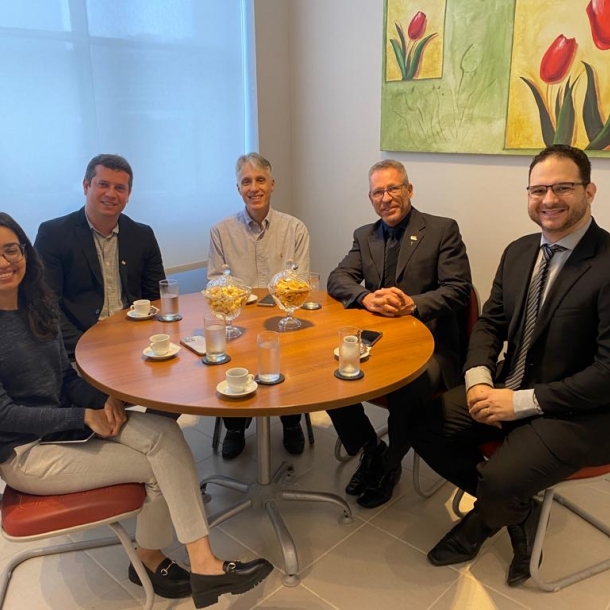 OAB-ES recebe visita do vice-cônsul da Itália