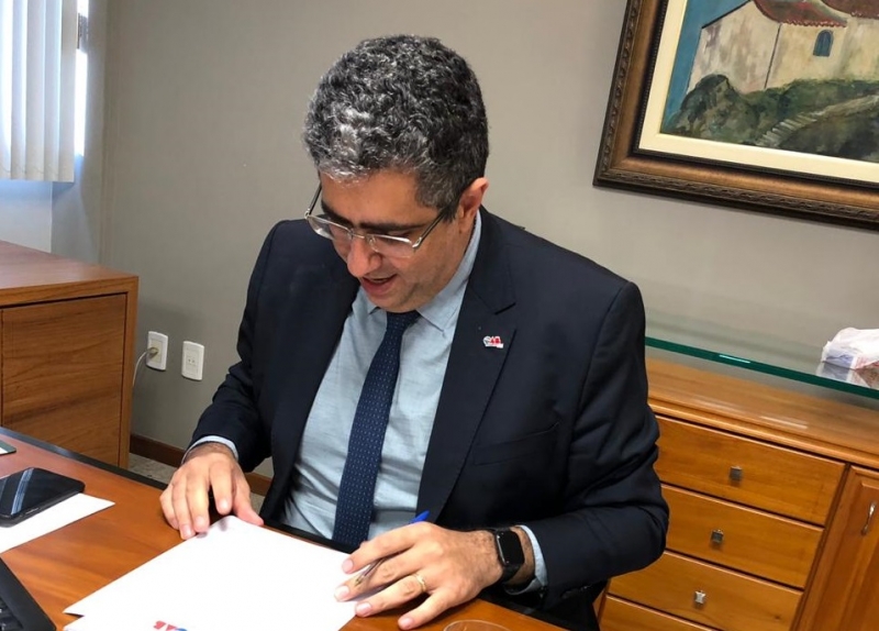 Presidente da OAB-ES, José Carlos Rizk Filho, ajuíza Adin contra redução do teto da RPV em Vila Velha.