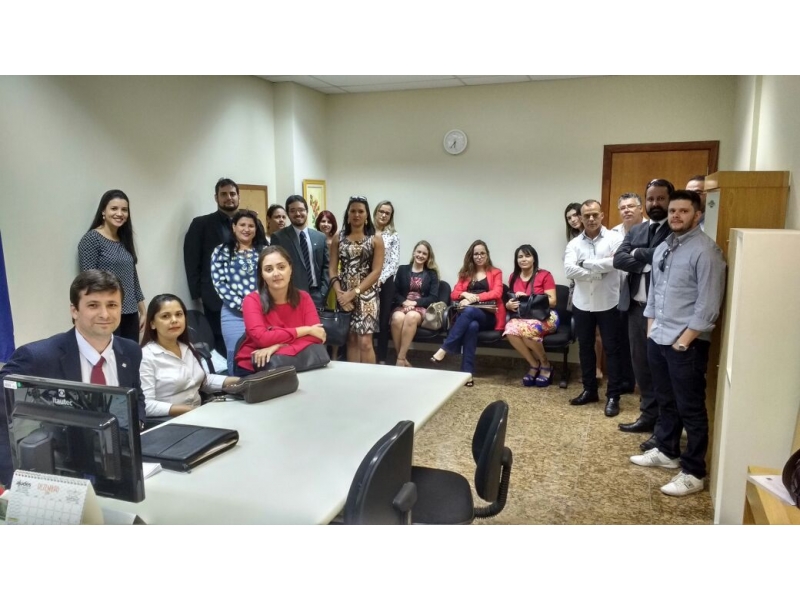 Advogados lotaram audiência em solidariedade a colegas agredidos. Foto: Divulgação.