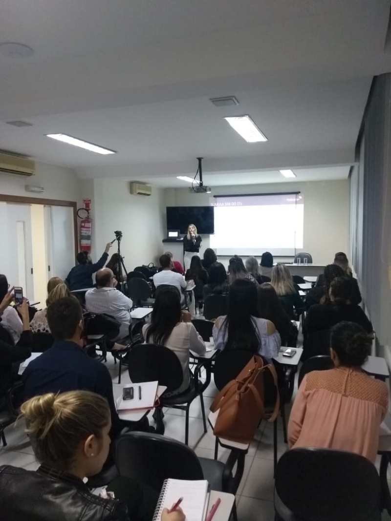 O ciclo de palestras “Direito de Famílias e Sucessões e suas conexões” que aconteceu ontem (29) e continua hoje (30), no Auditório I da ESA.