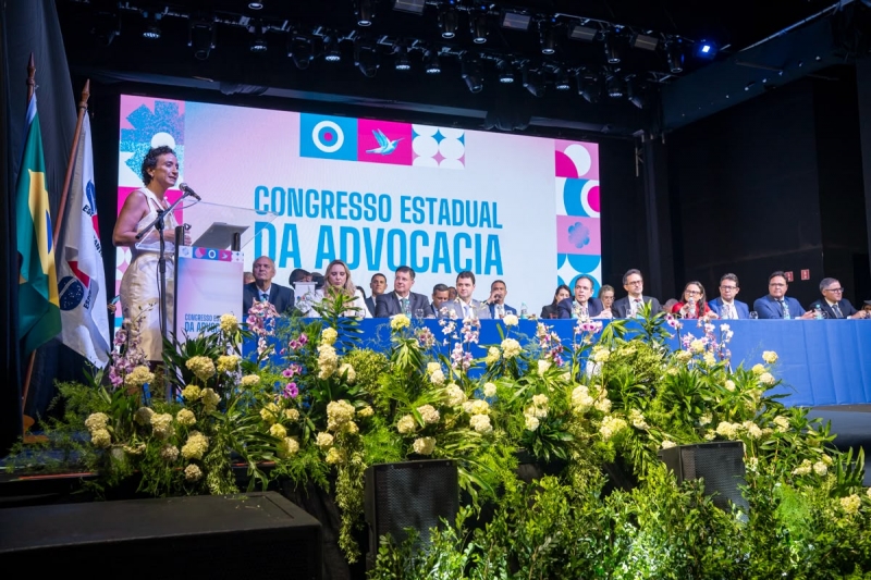 Anúncio da nova sede da OAB em Guarapari e avanço da sede em Vitória marcam abertura do Congresso Estadual da Advocacia