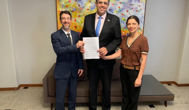 OAB-ES assina contrato para novas sedes das Subseções de Aracruz e Colatina