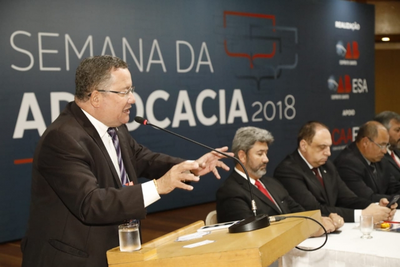 O presidente da OAB-ES em seu discurso de abertura da Semana da Advocacia 2018