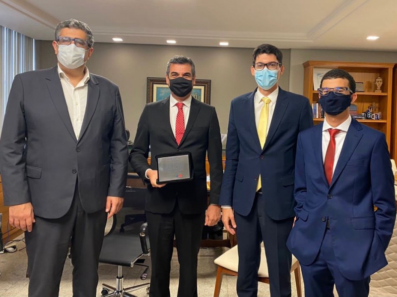 OAB-ES presta homenagem ao conselheiro substituto do TCES, João Luiz Cotta Lovatti