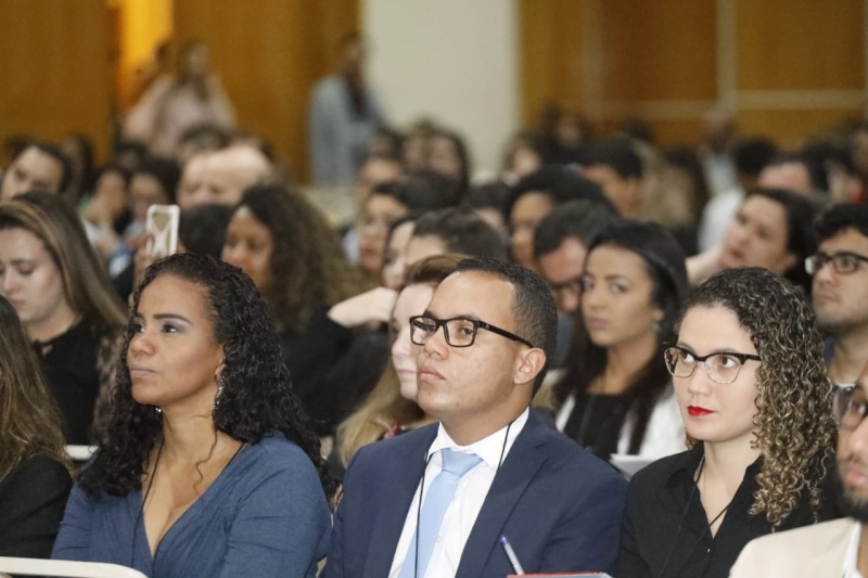 Na Semana da Advocacia 2018 mais de mil pessoas inscritas conhecerem, aprenderem e debaterem com 15 grandes juristas renomados de todo o Brasil.