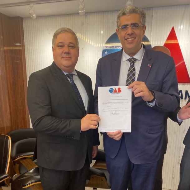 Lauro Coimbra Martins toma posse como novo diretor-geral da ESA-ES