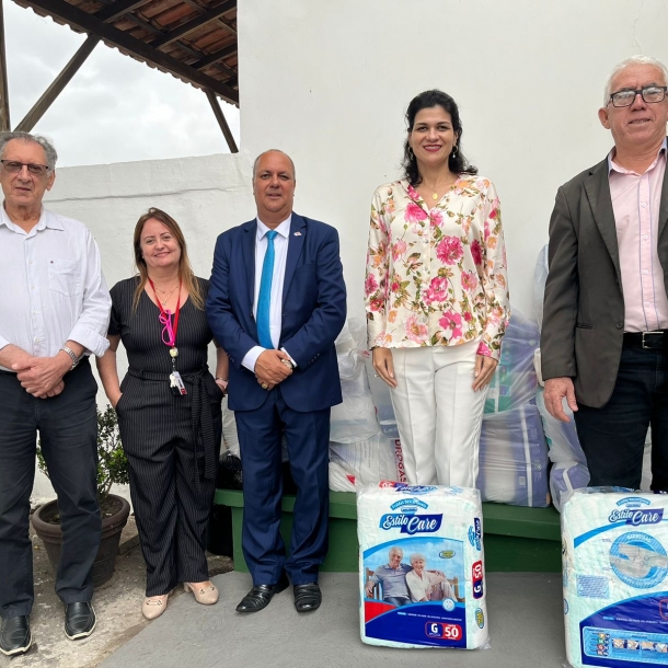 OAB-ES visita asilo e realiza ação social para comemorar o Dia Nacional das Pessoas Idosas