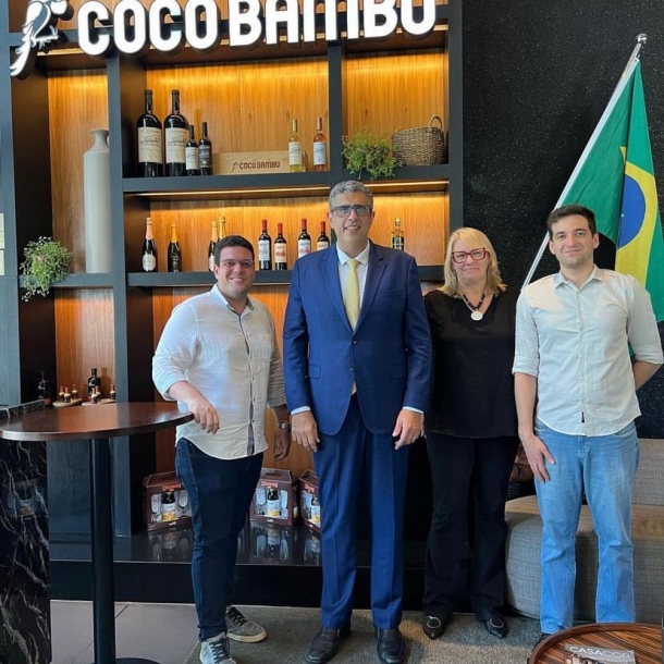 Advogados e advogadas têm 10% de desconto no Restaurante Coco Bambu