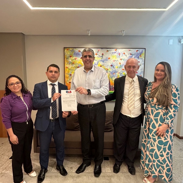 Presidente da OAB-ES dá posse a Diretoria da 22ª Subseção de Viana