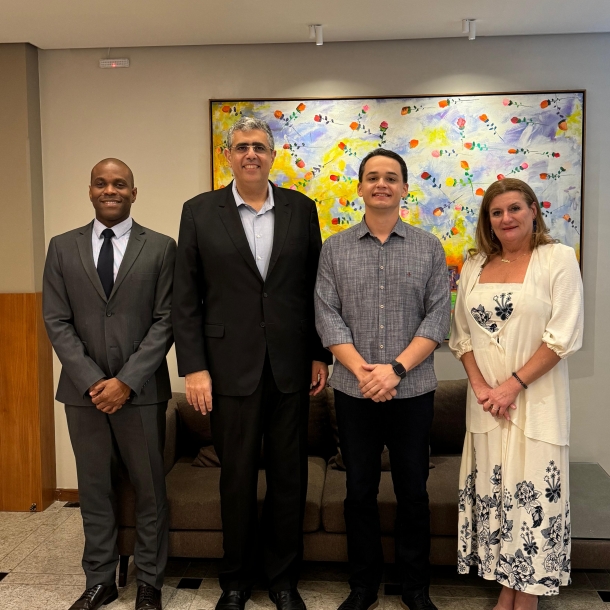 OAB-ES recebe visita institucional do prefeito de Vitória