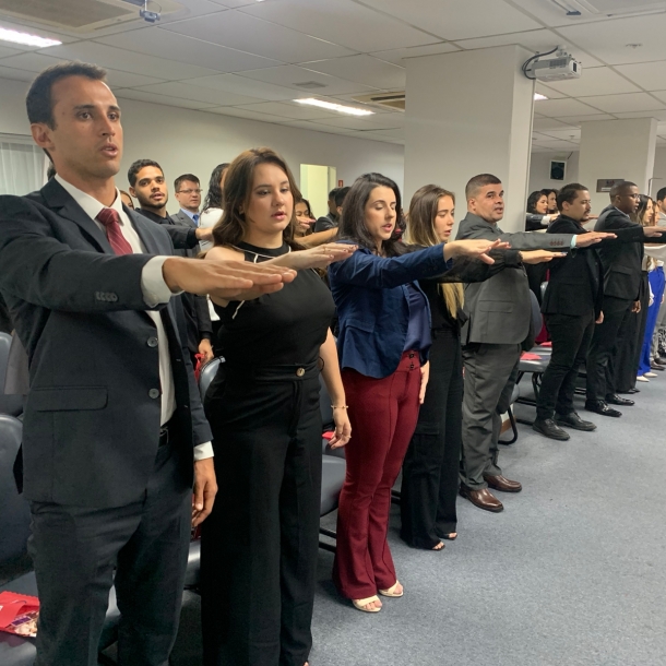 OAB-ES realiza última solenidade de 2022 de entrega de carteiras