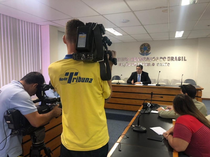 O presidente da OAB-ES, José Carlos Rizk Filho, concedeu entrevista coletiva sobre o assunto na tarde desta terça-feira (07)